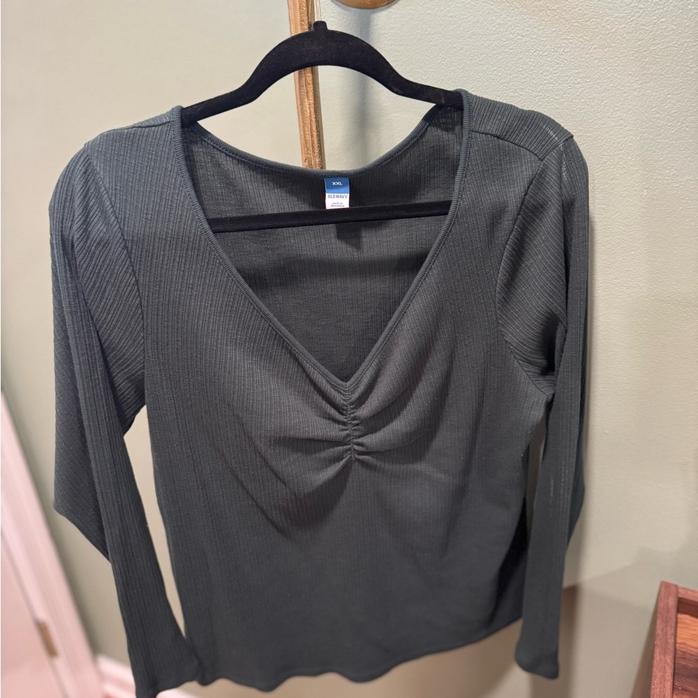 Old Navy Women's Gathered V-Neck Long Sleeve Crop Top - Charcoal